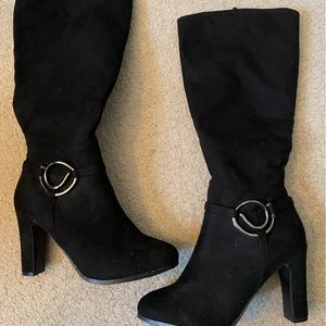 Women’s Black Suede Boots